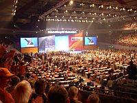 Wir besuchten sogar den Bundesparteitag in Dortmund im Jahr 2005 und lie�en uns von der Aufbruchstimmung mitreissen. 